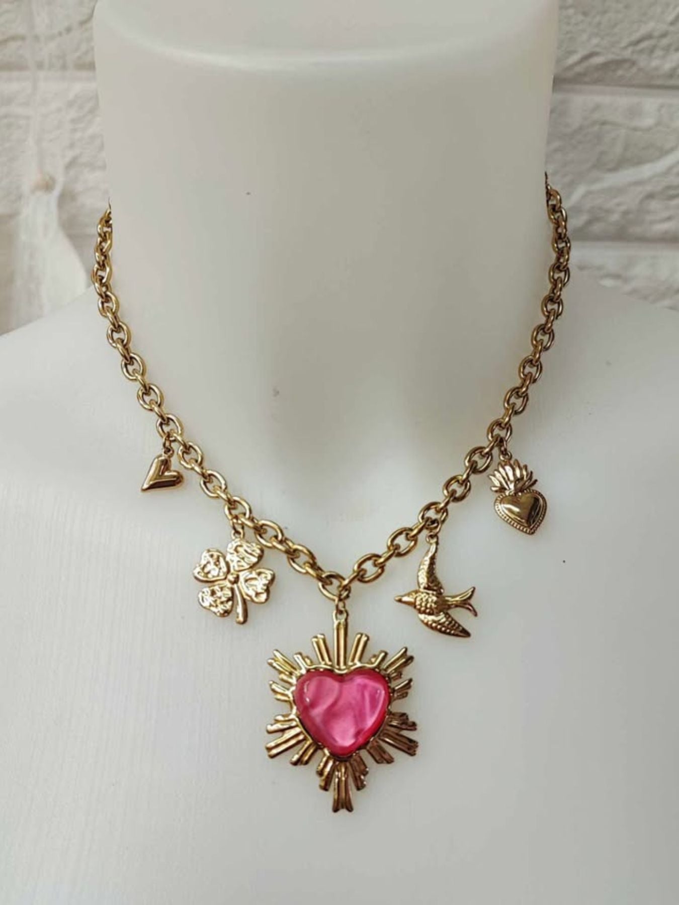 COLLAR CORAZON LLAMAS