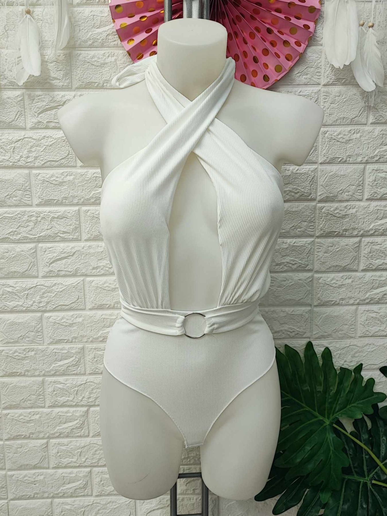 BODY  MEL