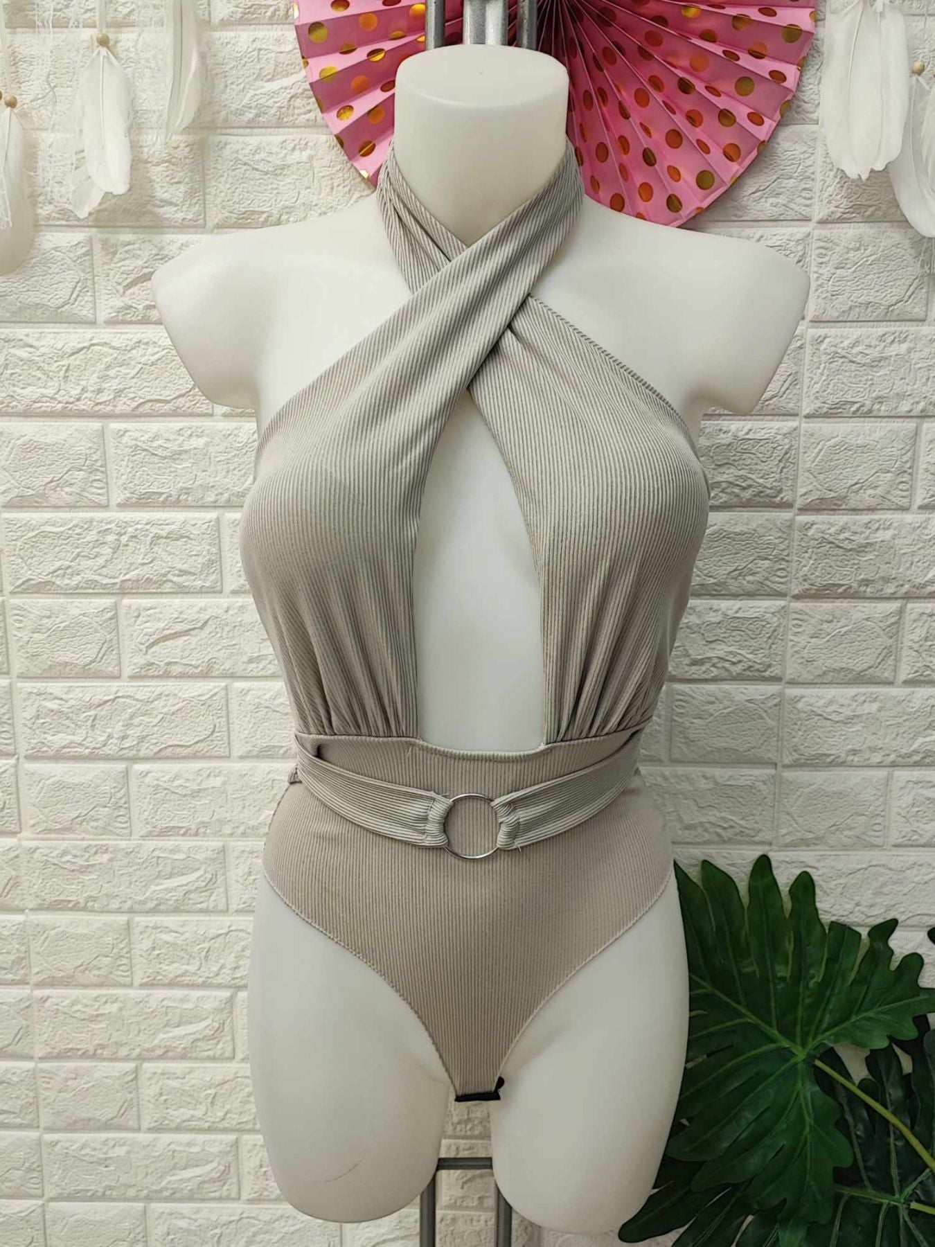 BODY  MEL