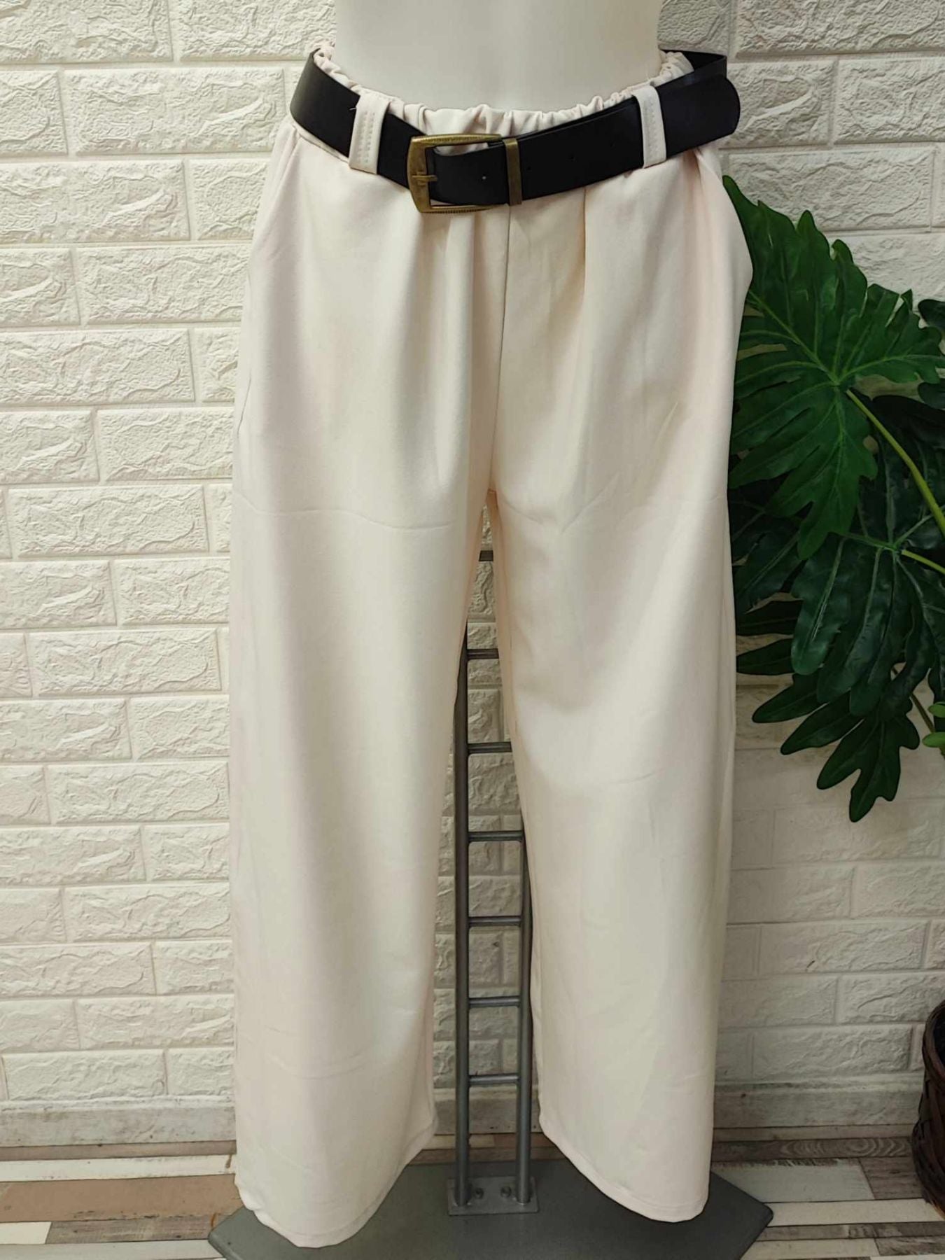 PANTALO GIA