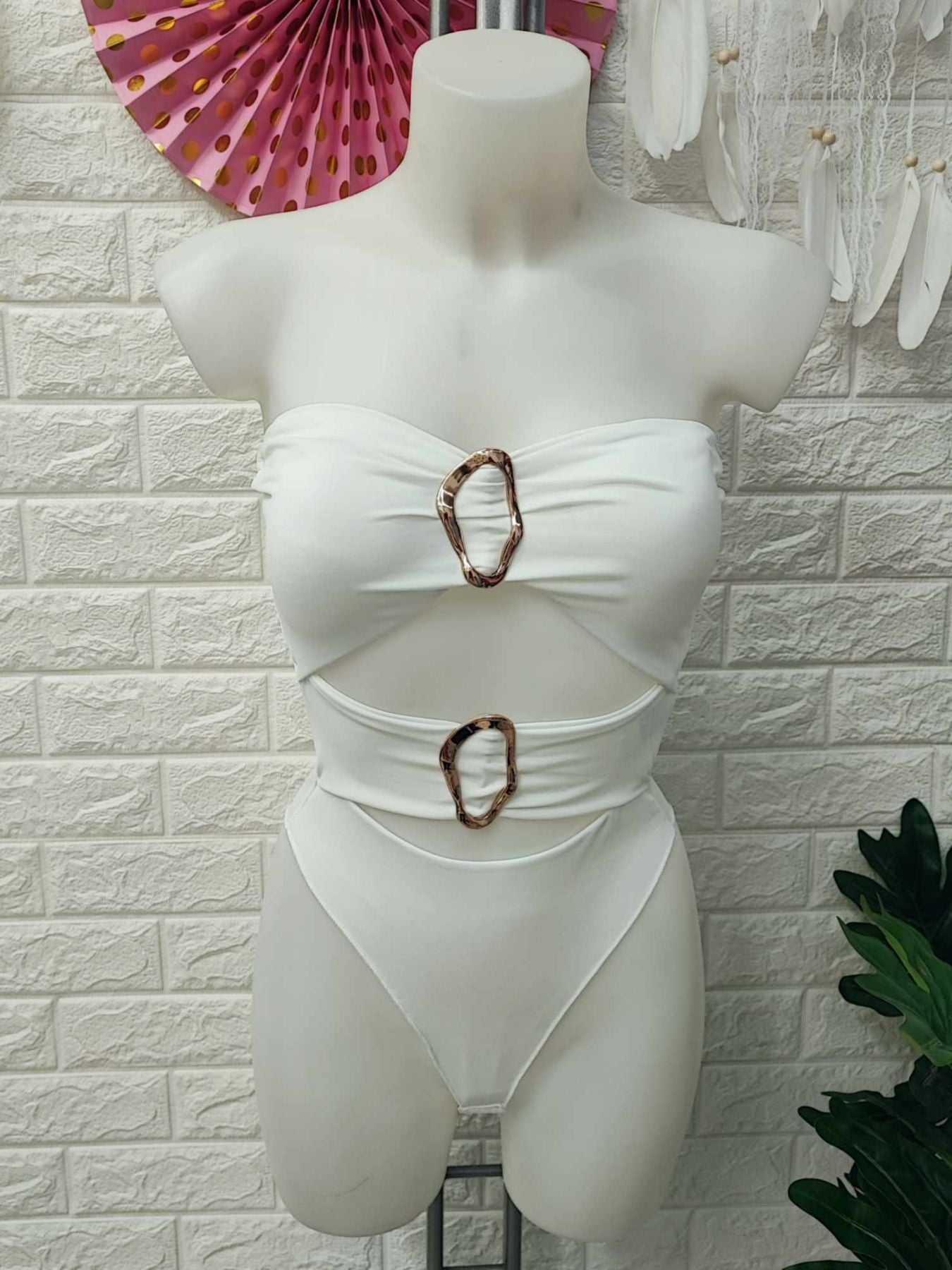 BODY BRENDA