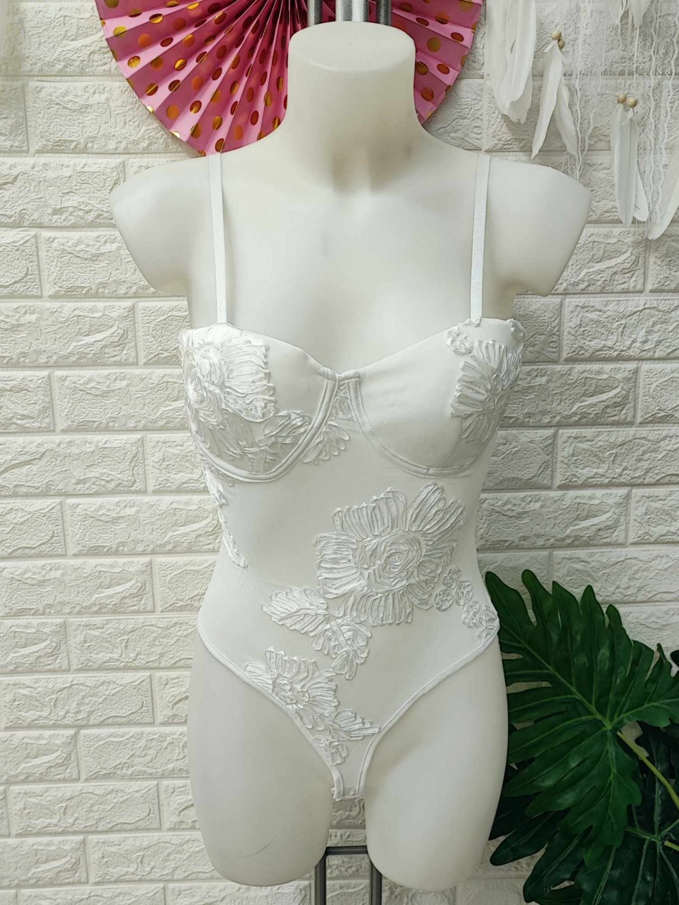 BODY ROSALY