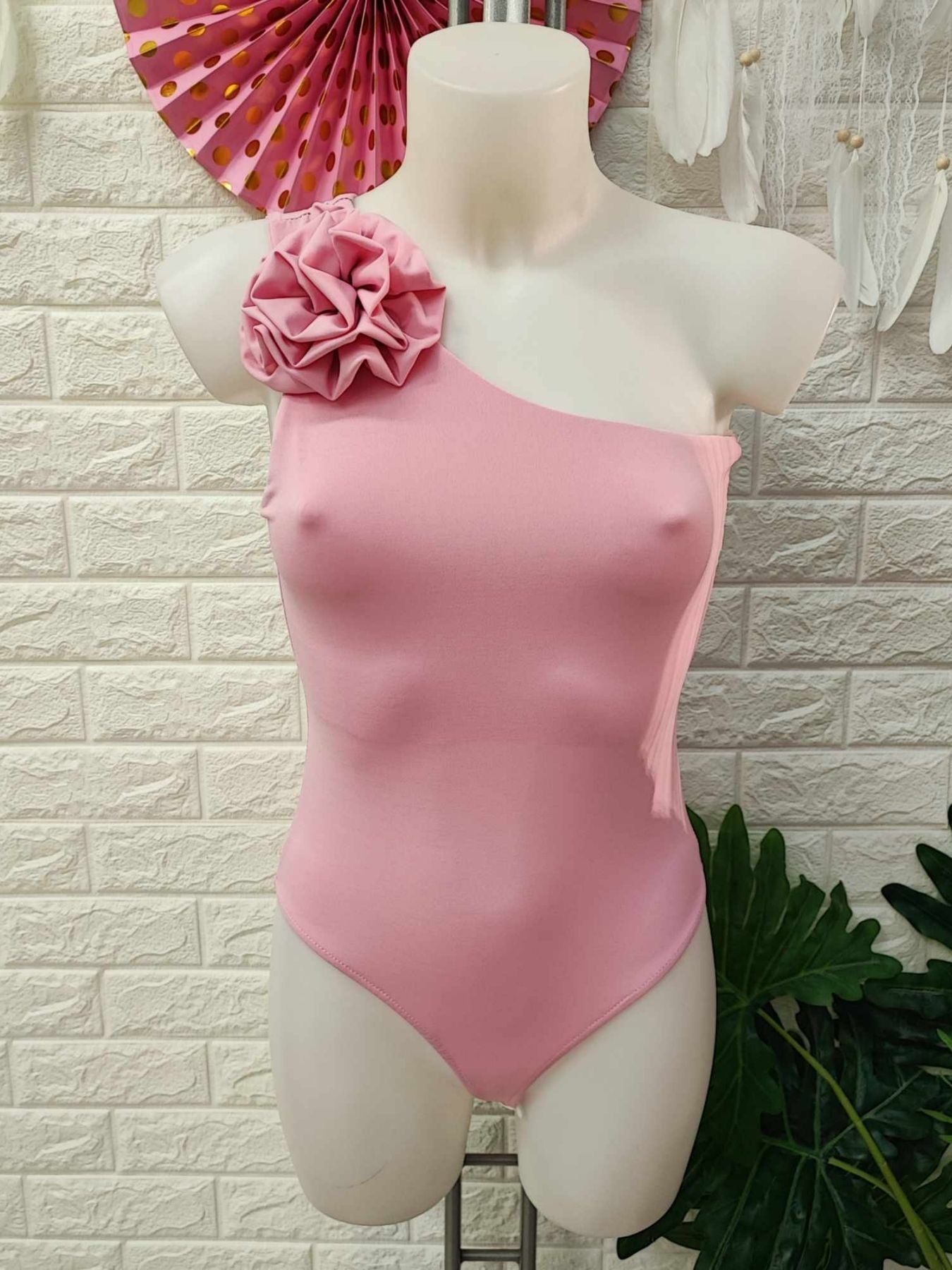 BODY MARTHA