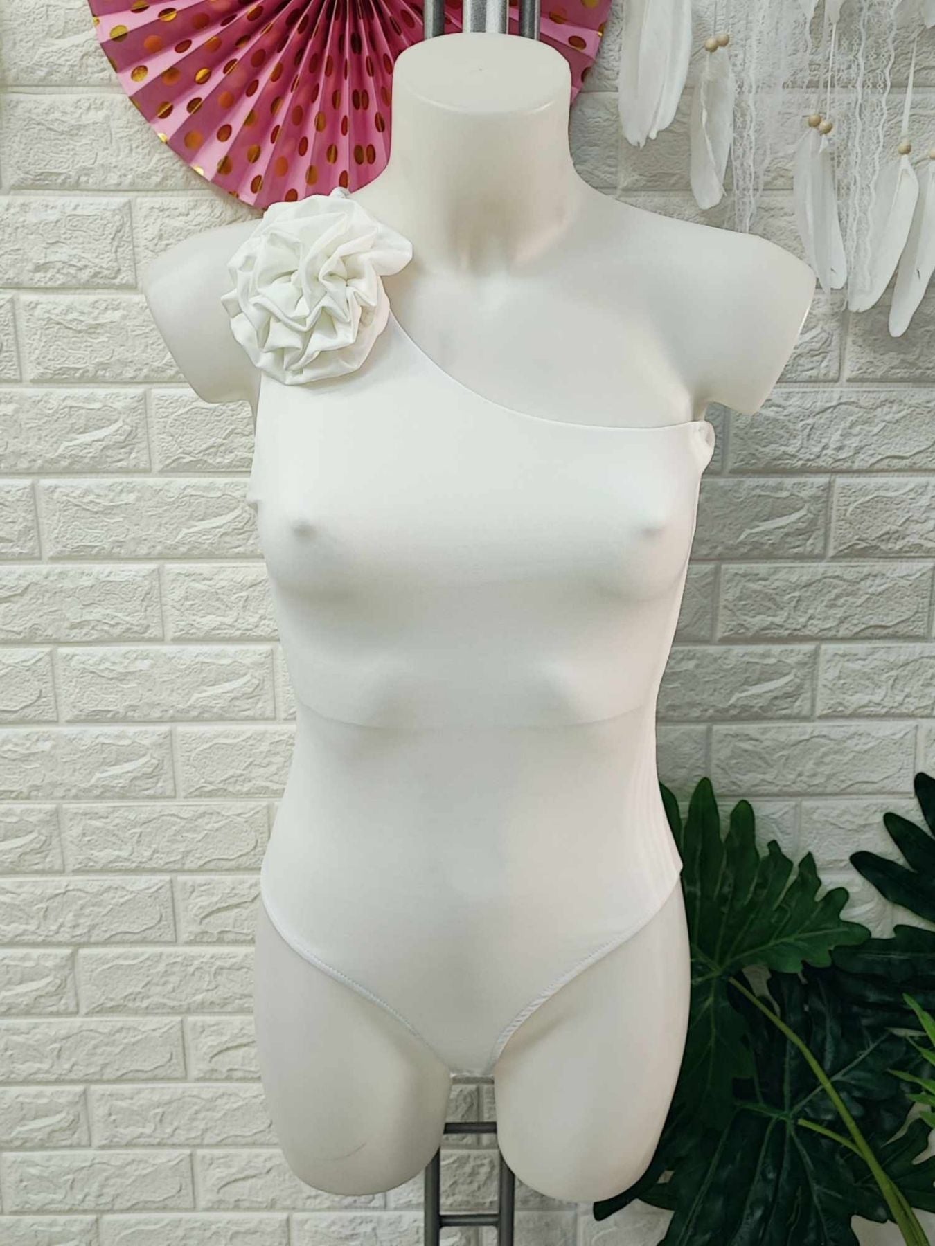 BODY MARTHA
