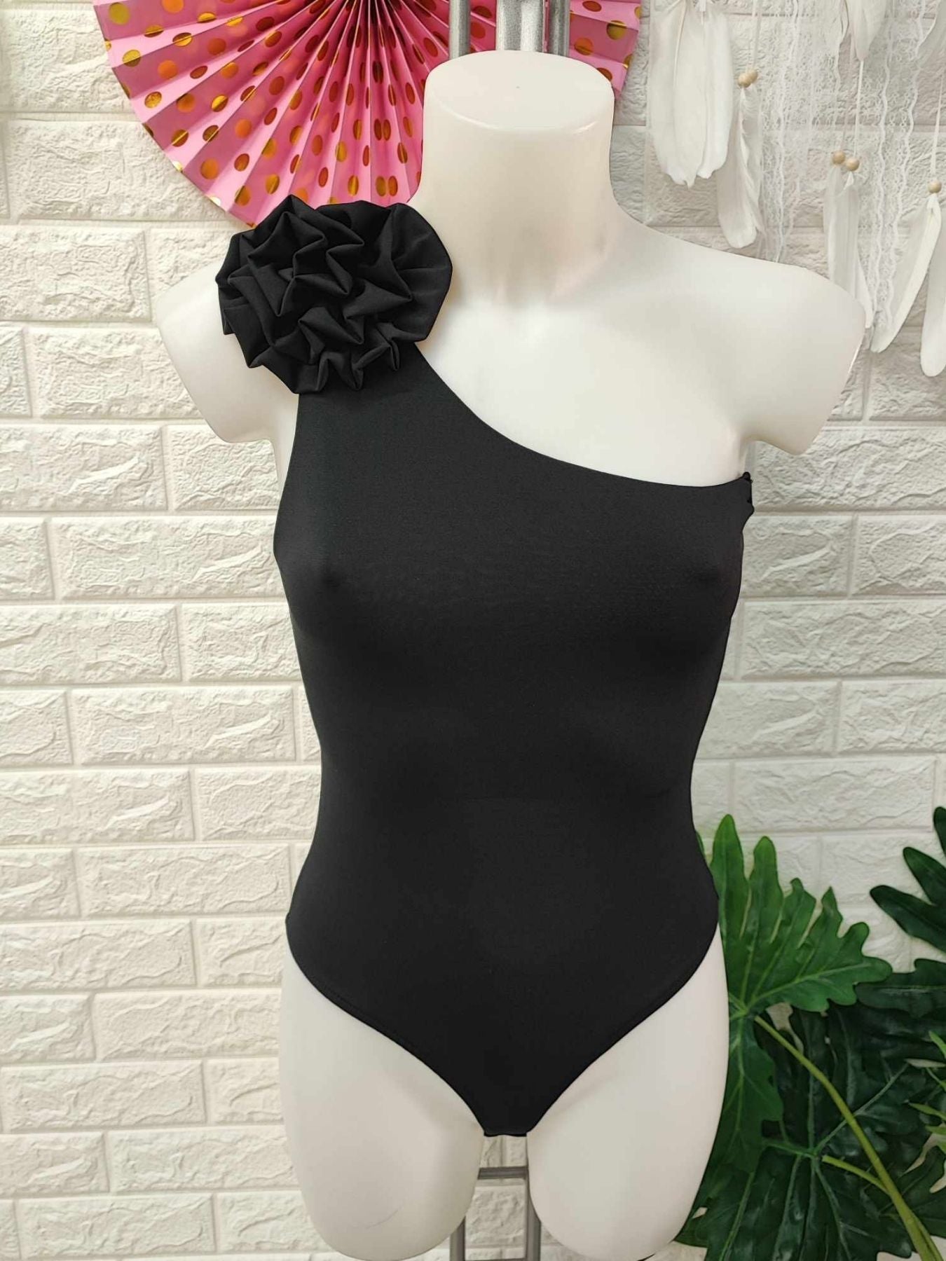 BODY MARTHA