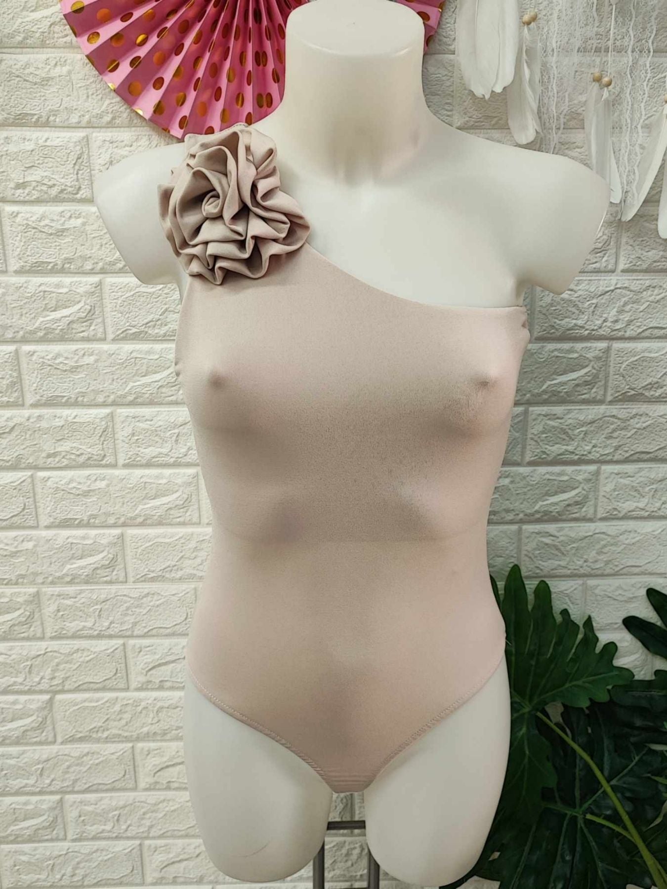 BODY MARTHA